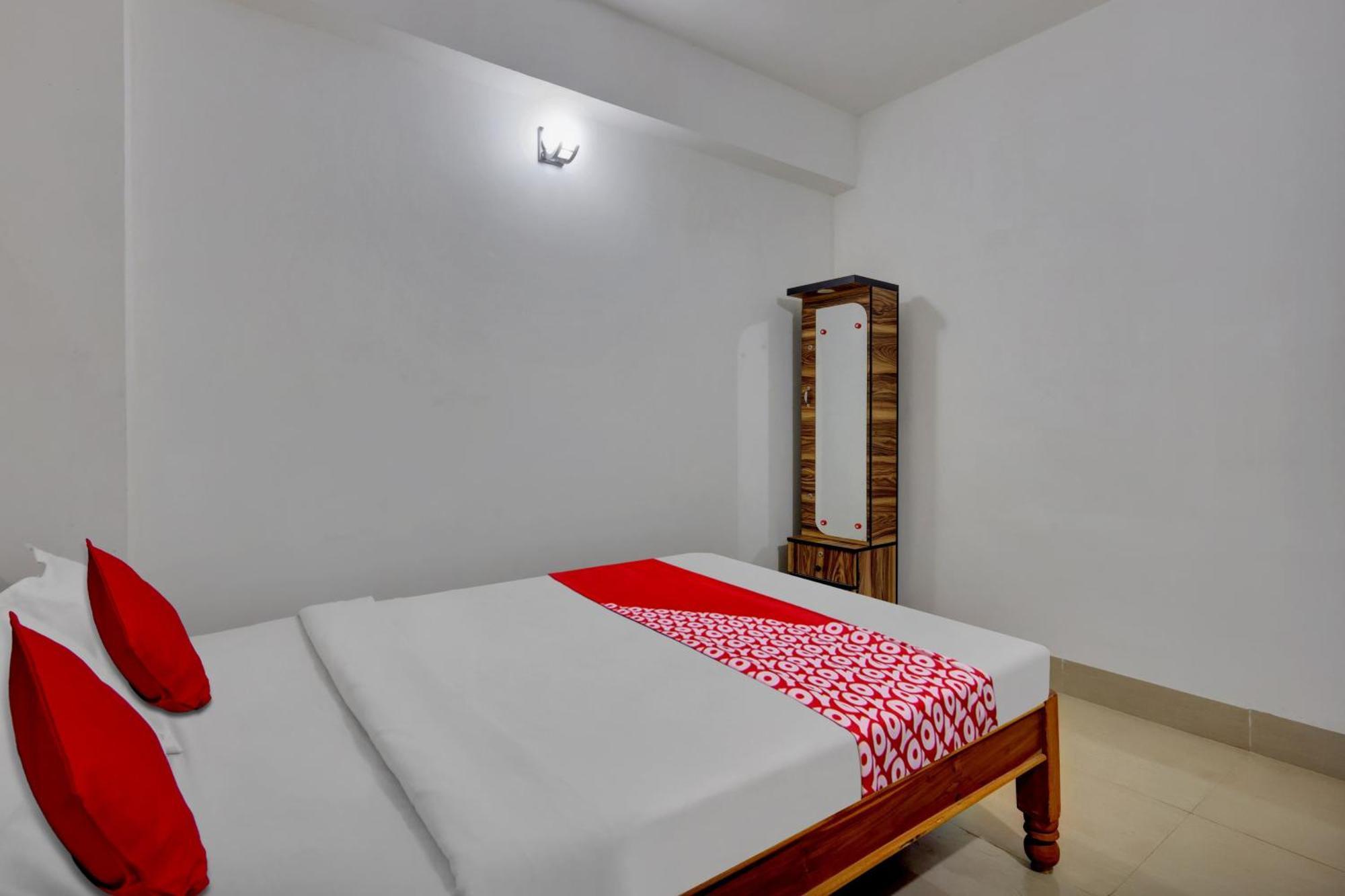 Oyo Flagship Larica Green Valley Guwahati Eksteriør billede