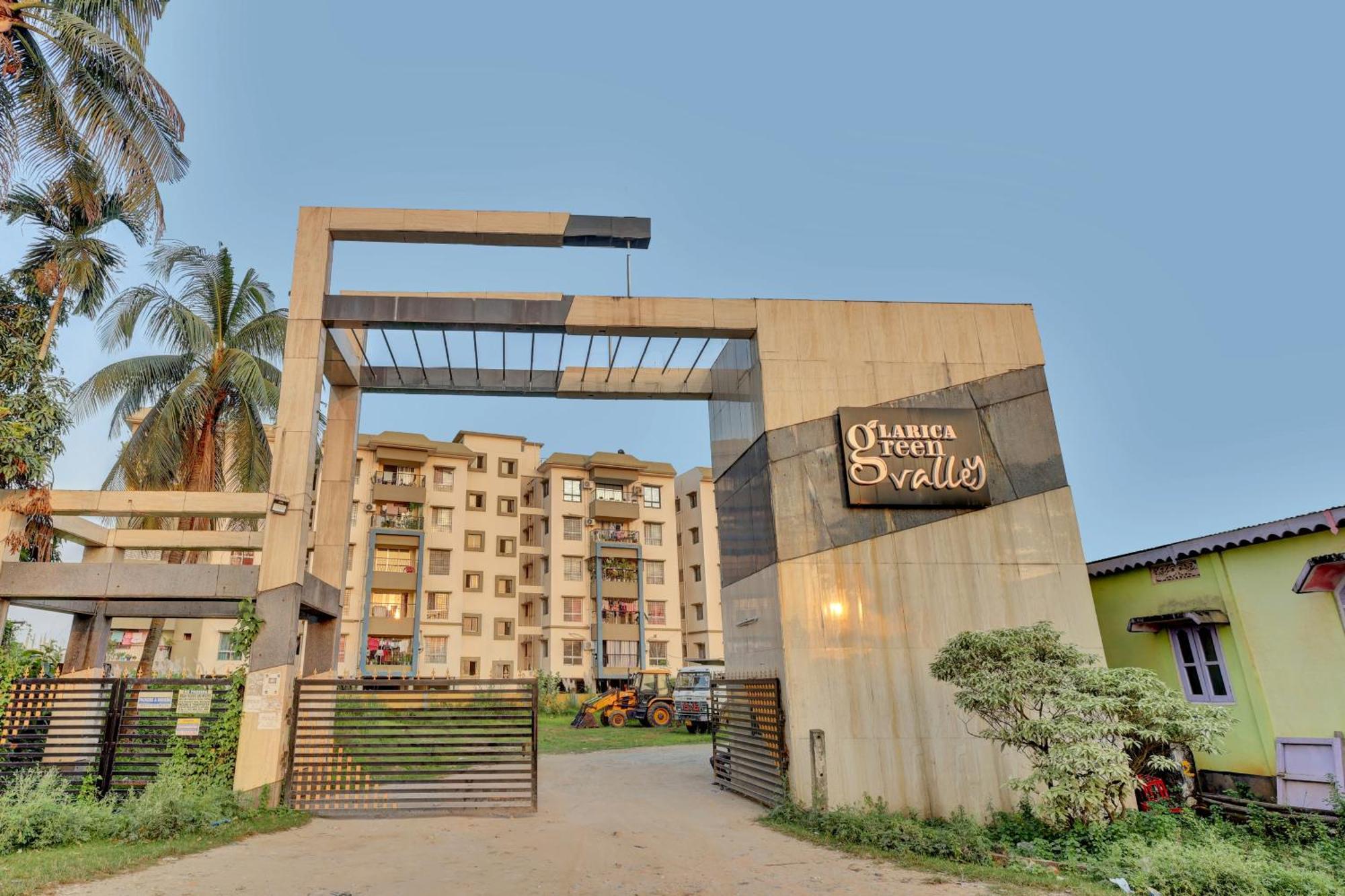 Oyo Flagship Larica Green Valley Guwahati Eksteriør billede